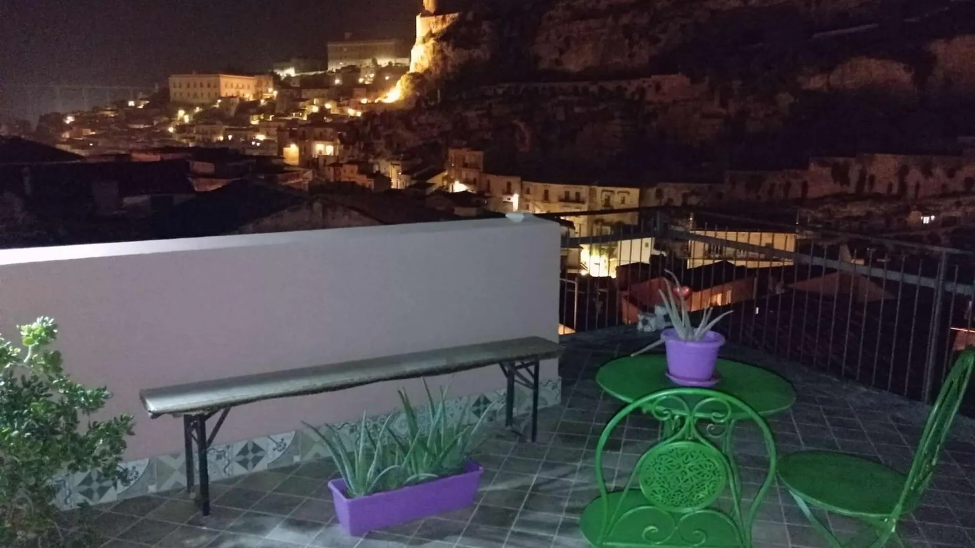 Il Terrazzo Dei Nonni Villa Modica Nyaraló